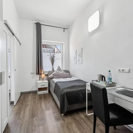 Гостевой дом Diepholzer Boardinghouse By Bohnapartments-Business & Reisen-Zentrum-Parken Kostenlos 3*